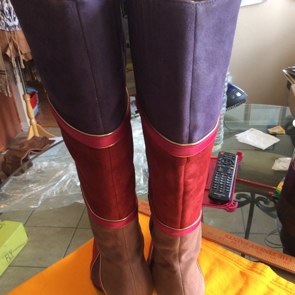 NWOB, Bellini Victorian Multi Color Boots Size 9M - Picture 10 of 11